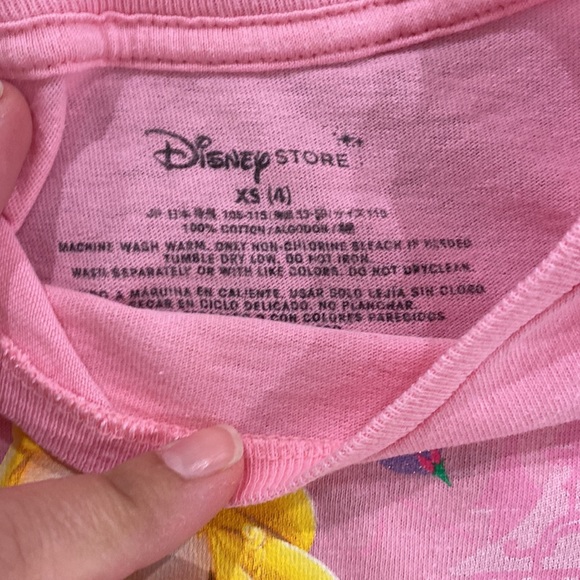 Disney size xs(4) tshirts Belle, Rapunzel, Sofia the first and Finding Nemo Dory - Picture 3 of 9
